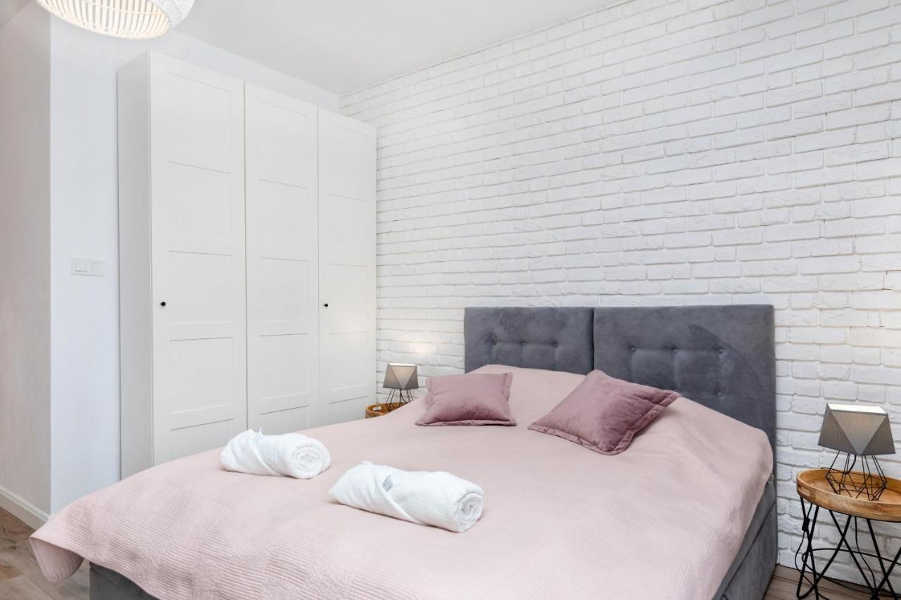 Gold Flamingo Apartament By Noclegi Renters مينززدرويه المظهر الخارجي الصورة